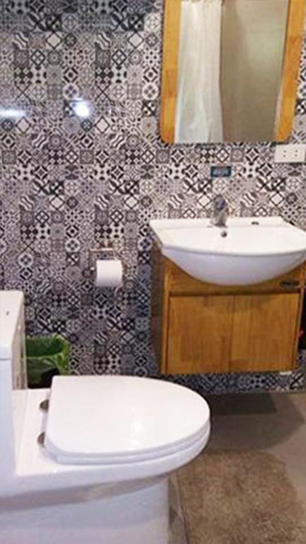 דירות באגויו Vybe Travellers Pad מראה חיצוני תמונה