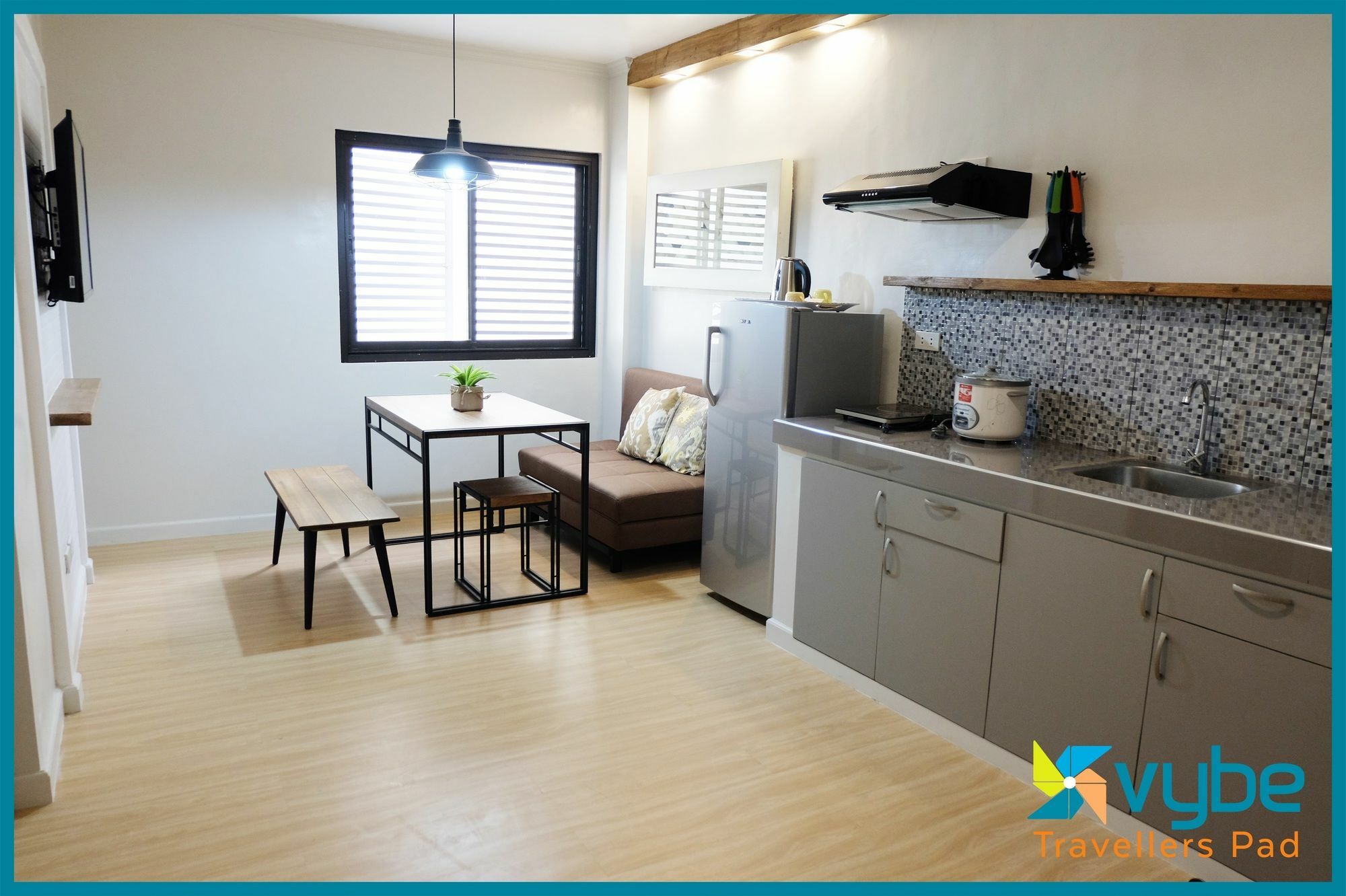 דירות באגויו Vybe Travellers Pad מראה חיצוני תמונה